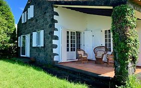 Stone House - Sete Cidades